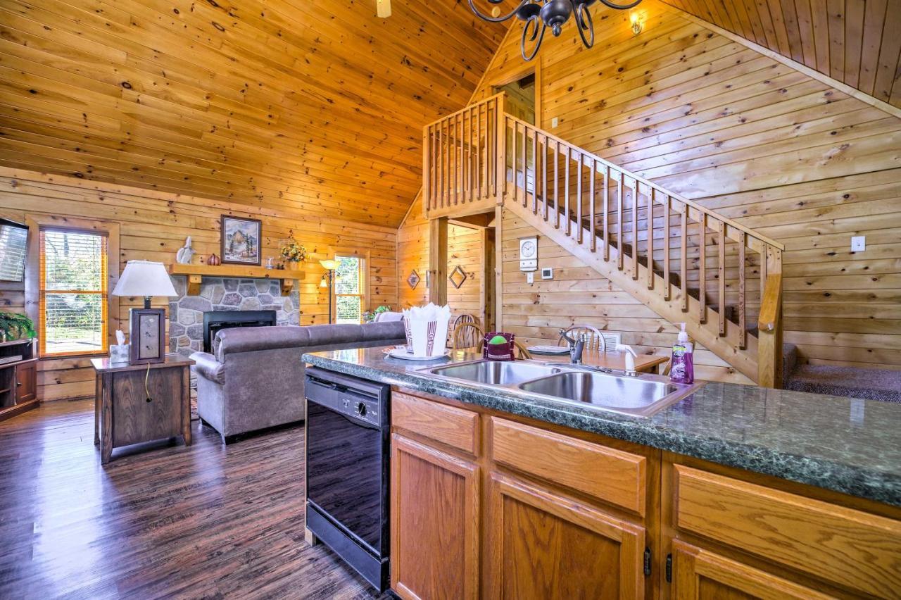 Sevierville Retreat Private Hot Tub And Lake Views! Eksteriør billede