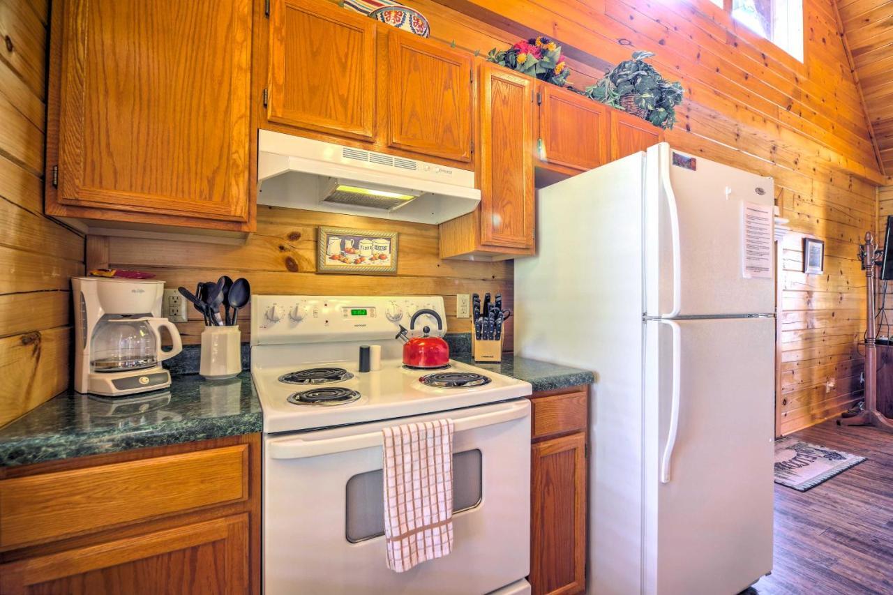 Sevierville Retreat Private Hot Tub And Lake Views! Eksteriør billede